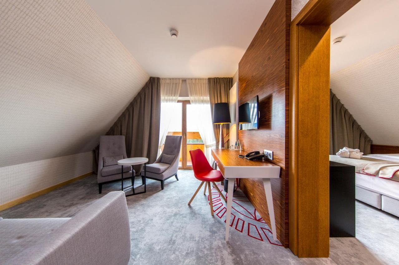 Hotel Kopieniec Fizjo- Med & Spa Murzasichle Dış mekan fotoğraf